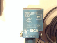 SIC WL-2000-B5300S01  Photoelectric retro-reflective sensor X 2