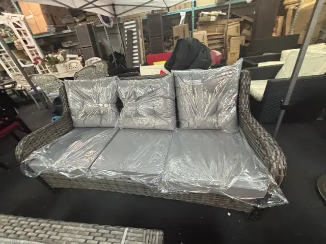 4 PC Outdoor patio furniture set in Patio & Garden Furniture in Markham / York Region - Image 6