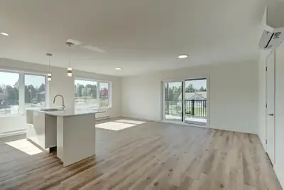 844 rue Rachel-Hébert, Coaticook Disponible dès maintenant Appartement moderne et lumineux situé dan...