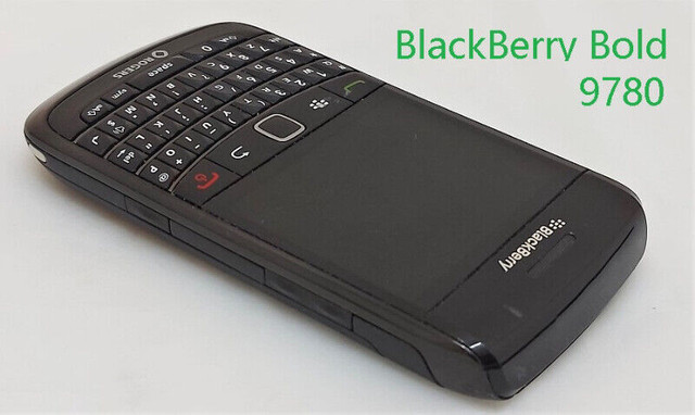 Blackberry phone with power on  for parts in Cell Phones in City of Toronto - Image 2