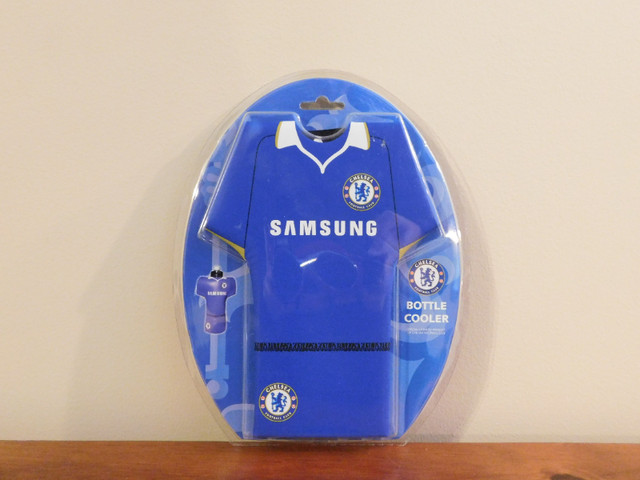Liverpool and Chelsea Soccer Jersey Water Bottle Cooler Holder in Soccer in Kitchener / Waterloo - Image 2