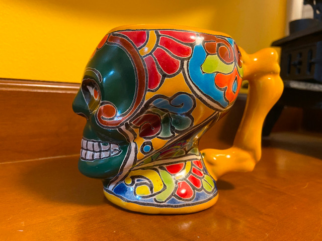 Vintage Sugar Skull Talavera Vazquez Hand Painted Art Pottery in Arts & Collectibles in Oshawa / Durham Region - Image 3