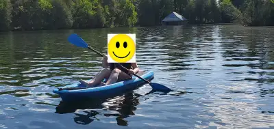 Seaflo by Anaconda Sit on top Kayak with Paddle. If you see the AD it is available.