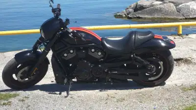 V-rod night rod 2002 Keyless Fob Keys ( 2 ) 1,250cc four-stroke V-twin liquid-cooled engine Good con...
