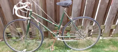 Vintage road bike Simpson Sears, View more