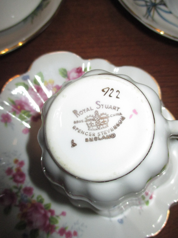 China tea-cups and matching saucers in Other in Oshawa / Durham Region - Image 2