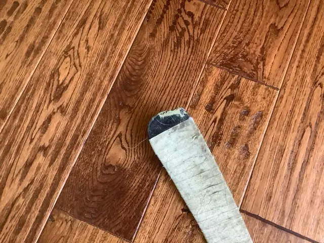 Hockey stick left hand in Hockey in Ottawa - Image 4