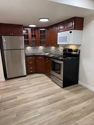Freshly Renovated Legal 2-Bedroom Basement Apartment – Steps to GO Station Available Now – Super Cle...