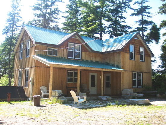 4 Bedroom Vacation Cottage on Manitoulin Island in Ontario