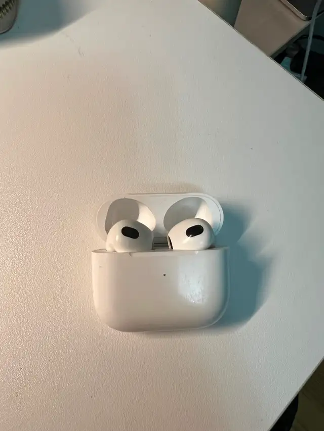 Apple AirPods 3rd generation468230265541109761