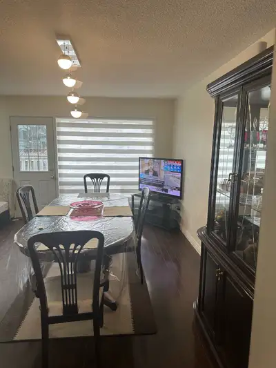 Hello everyone , I have beautiful room near Seneca Newnham Campus just 5 minutes walking distance an...