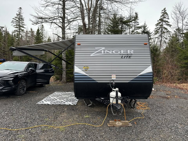 2019 Crossroads Zinger 18RK Travel Trailer in Travel Trailers & Campers in Annapolis Valley - Image 3