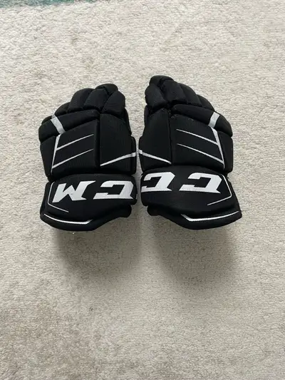 CCM Youth hockey gloves Jetspeed FT1 9”, View more