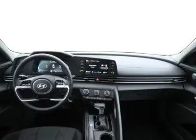 Hyundai Elantra prefferd 2024 187000