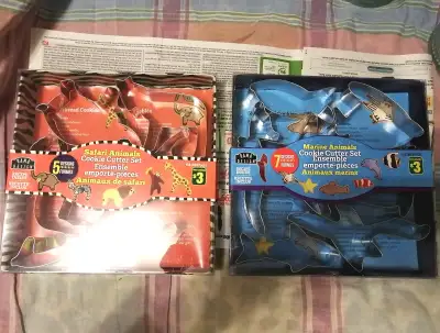 2 SETS COOKIE CUTTER SETS NEW, View more