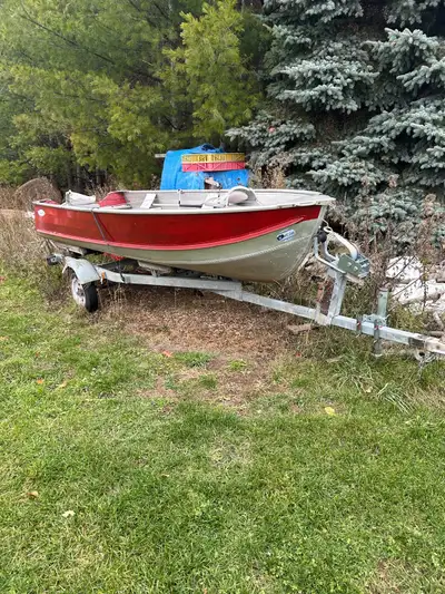 12 ft Sea Nymph aluminum boat with trailer and 9.9 Johnston outboard motor in good shape. Also comes...