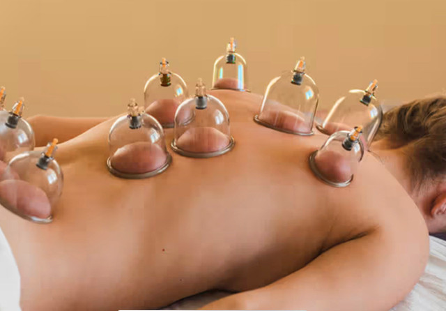 $39/45 minutes massage by trainees/students - City of Toronto in Massage Services in City of Toronto - Image 4
