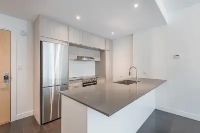 1 bedroom apartment located in the Griffintown area