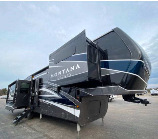 Fifthwheel Keystone Montana Legacy 3780 RL - 2021 dans VR et caravanes  à Laurentides - Image 2