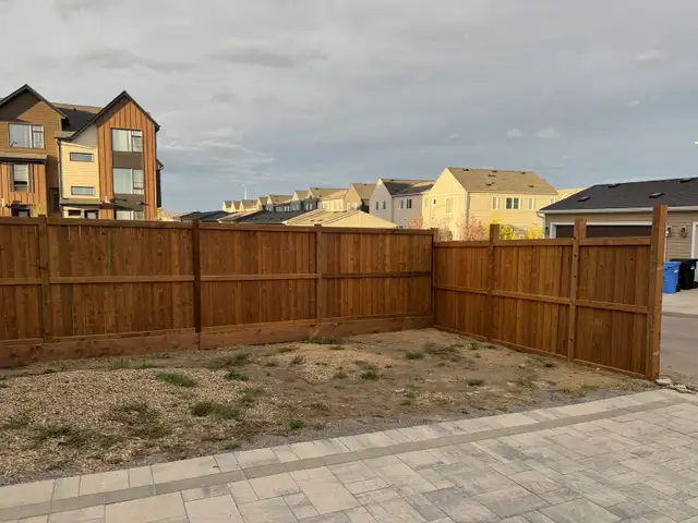 fence and deck576946697992949764