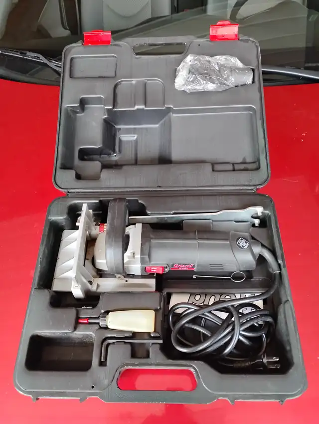 BISCUIT JOINTER in Power Tools in Kawartha Lakes - Image 2