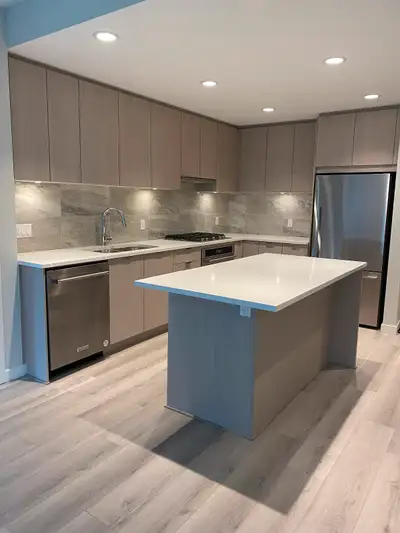 NEW 2 BEDROOM 2 BATHROOM CONDO