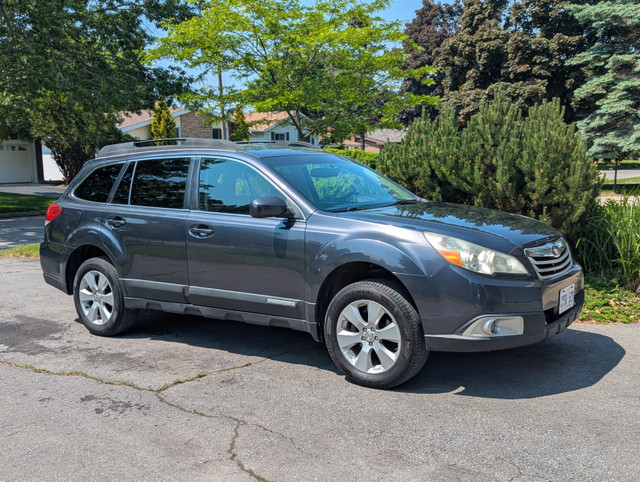 2011 Subaru Outback. Fine shape in Cars & Trucks in Kingston