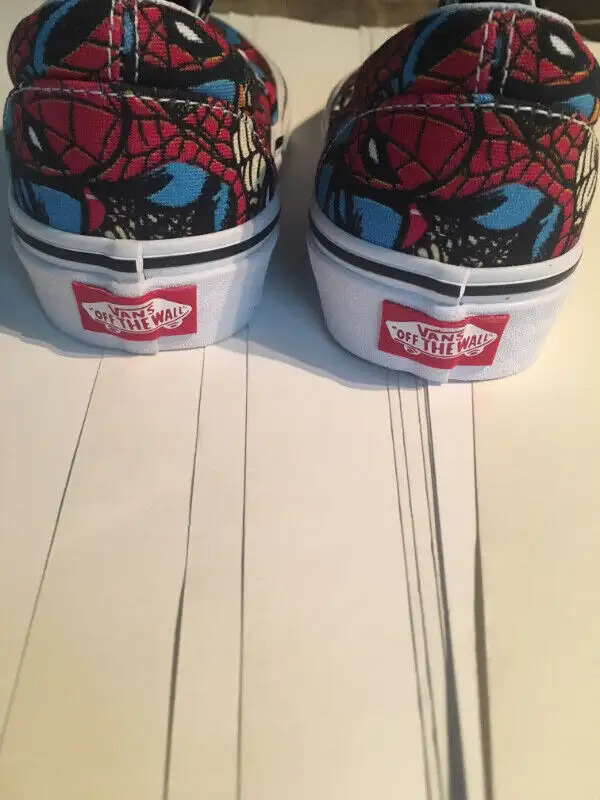 Vans Spider Man Soulier Enfants Marvel M-5 W-6.5 Off The Wall in Kids & Youth in Laval / North Shore - Image 4