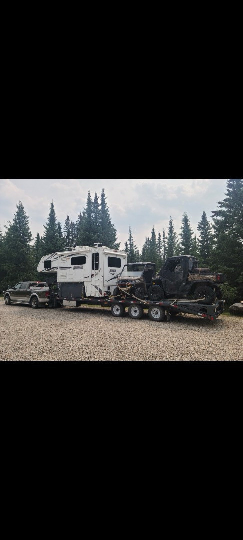Custom Camper Toy Hauler in Travel Trailers & Campers in Red Deer