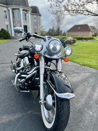 SOLD  2007 Harley Davidson Softail Deluxe 2-owners $9500 obo