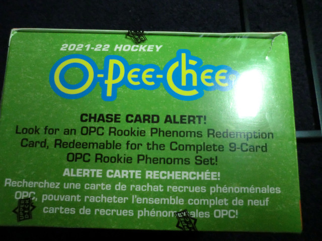 2021-2022 O-Pee-Chee Retail box dans Art et objets de collection  à Shawinigan - Image 3