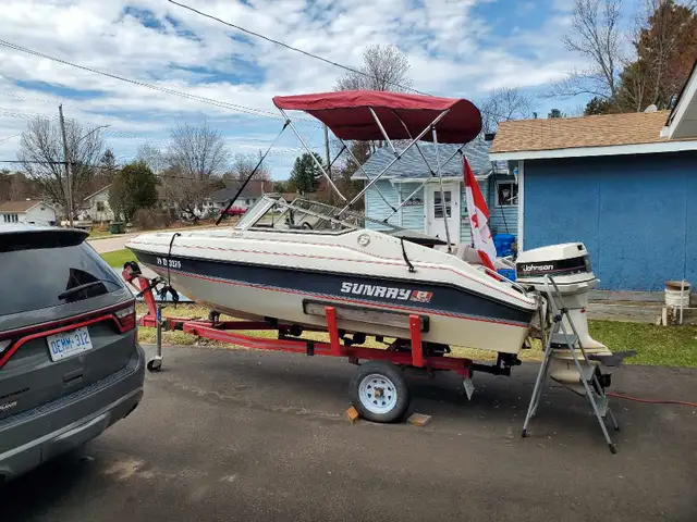 16 Foot Sunray Bowrider in Powerboats & Motorboats in Pembroke - Image 2