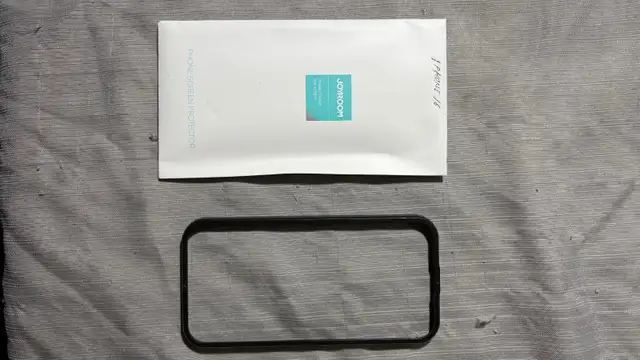 2- IPHONE PROTEC CASES in Cell Phone Accessories in Kitchener / Waterloo - Image 4