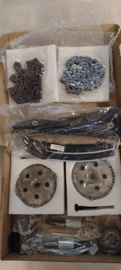 New, with all chains and sprocket,cam phasers