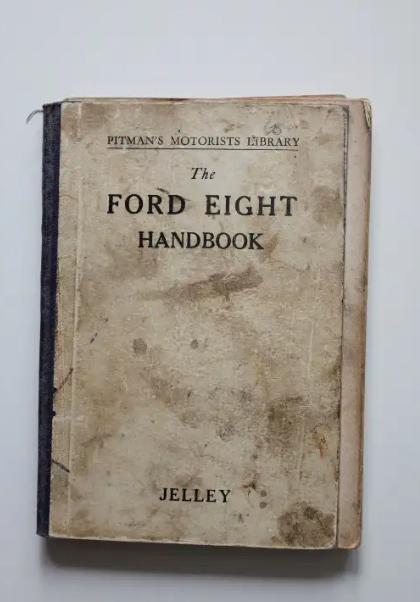 The Ford Eight handbook - 1946 - JELLEY in Arts & Collectibles in Drummondville - Image 2