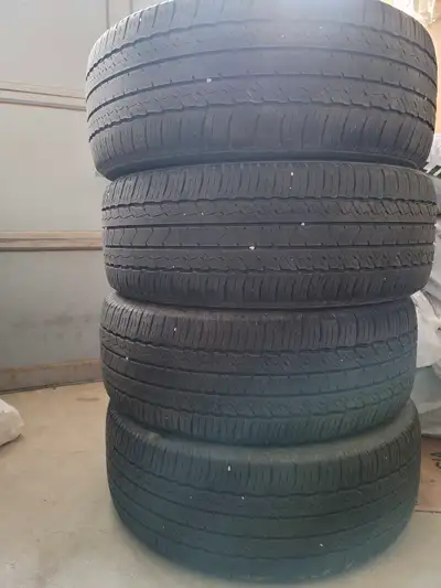 4 USED TOYO ALL SEASON TIRES TOYO P225 55R 18 Reasonable priced to sell!