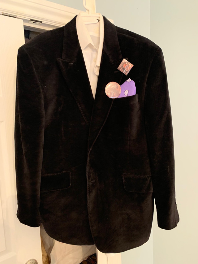 Suede jacket  in Men's in City of Toronto - Image 4