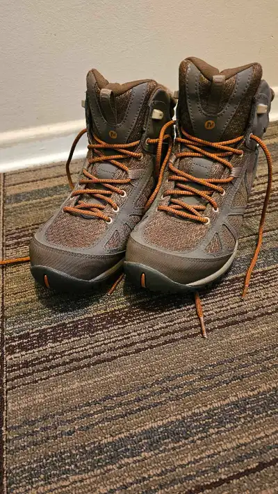 New Merrell womens Siren Sport Q2 Mid Wp Hiking Boot sz11
, View more