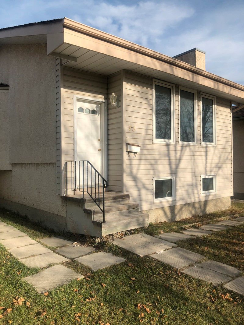 Newly renovated house for rent at Fort Richmond 1750 near UofM Long