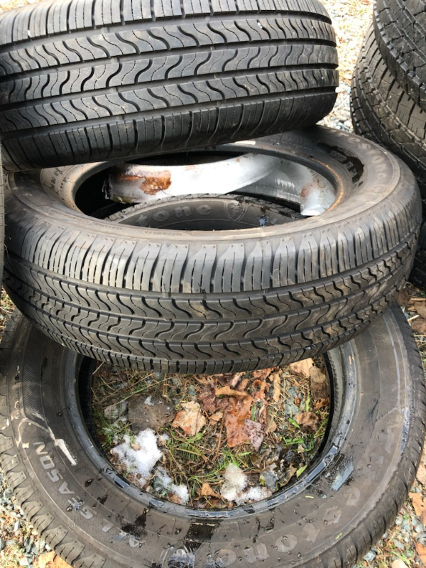 used tires and rims 215 60 17 in Tires & Rims in Dartmouth - Image 2