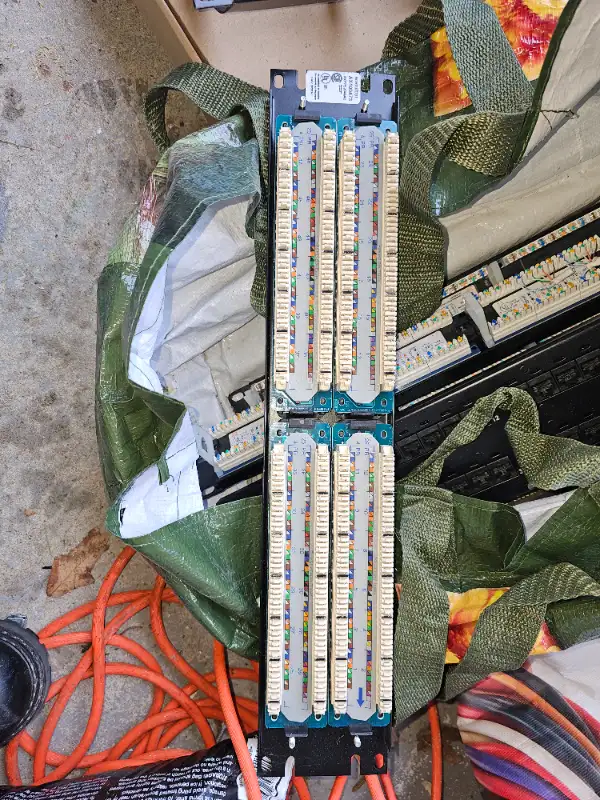 Belden, AMP Copper Patch Panels in Cables & Connectors in Markham / York Region - Image 5
