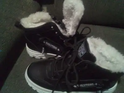 Bottes Evolutions grandeur 6 femme, View more