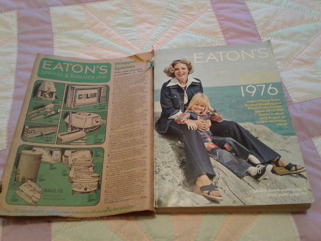 Catalogue Eaton's Printemps-été 1976 dans Art et objets de collection  à Ville de Montréal - Image 2