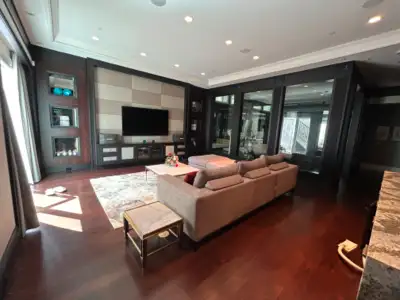 Luxurious 1 bedroom1den 2bath basement for rent $2500