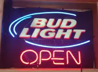 NEON SIGN open BudLight