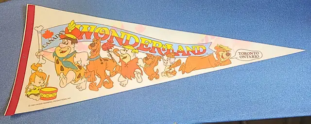 Rare Vintage 1980 Flintstones Yogi Bear Hanna-Barbera Pennant in Arts & Collectibles in Grand Bend - Image 2