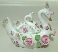 Vintage Supreme China Swan Trinket Box with Swan Lid