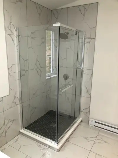 Cuisine - Salle-de-bain - Sous-sol - réaménagement - revêtement de sols -Gypse - Joints -patios -bét...