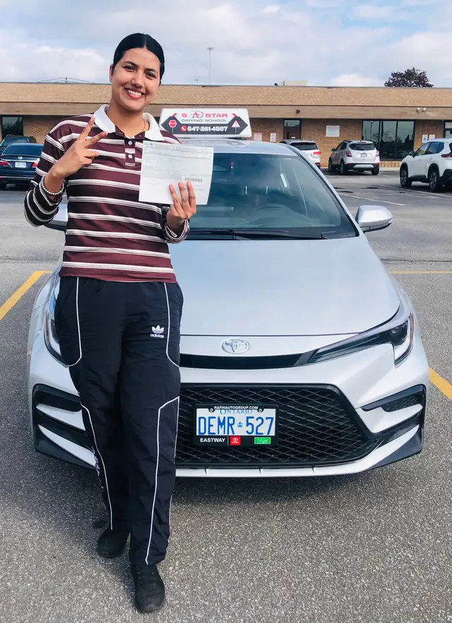 driving instructor 472757042278584321