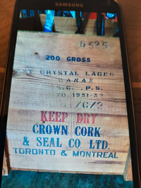  Labatts Crown Cork and Seal Wooden Crate